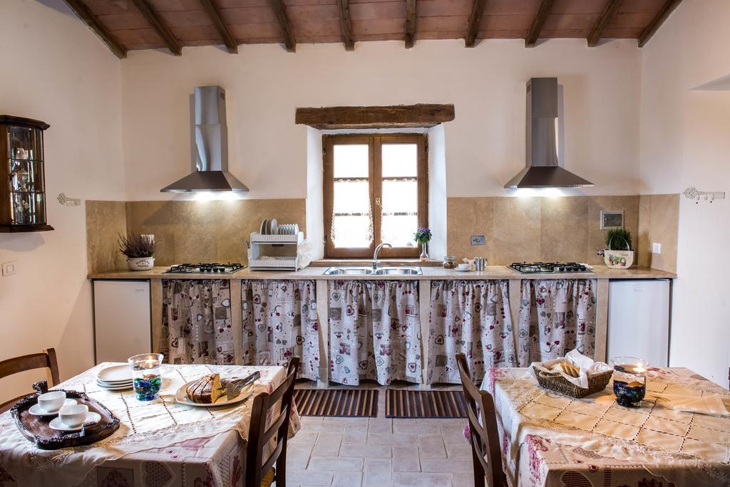 Agriturismo Grossola Castiglione dʼOrcia Exteriör bild